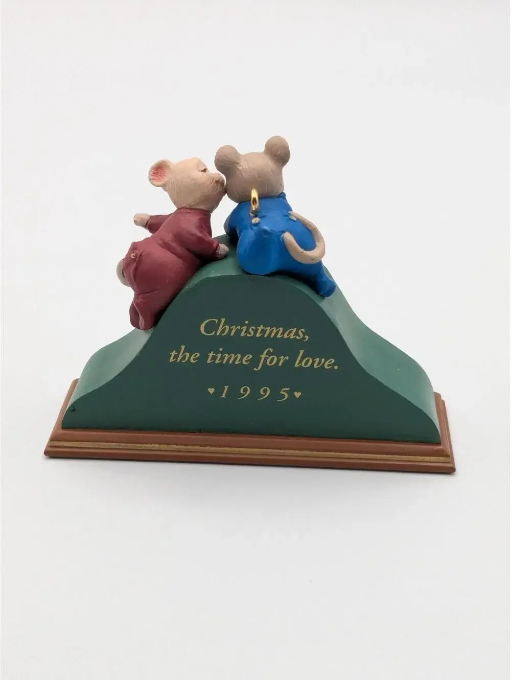 Hallmark Keepsake In a Heartbeat 1995, Christmas is the Time for Love Ornament